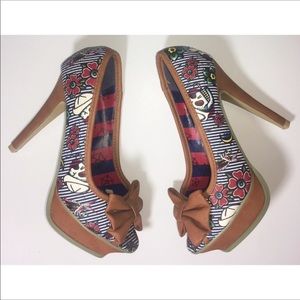 Iron Fist Sugar Skull Peep Toe Brown Bow Size 5